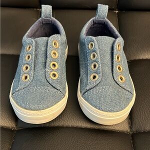 Toddler Shoes - Size 5